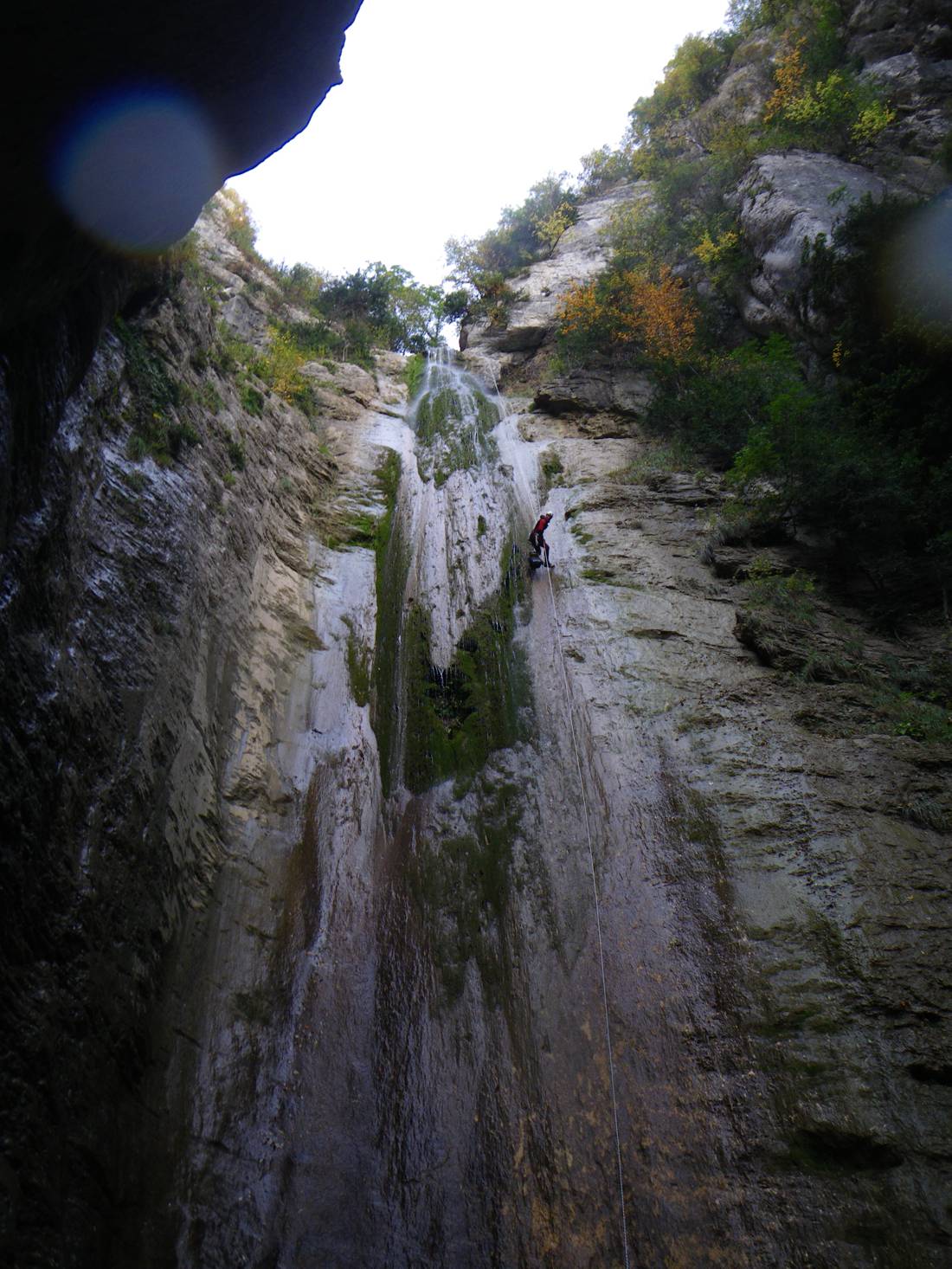 Vue cascade Canyoning dans le Vercors