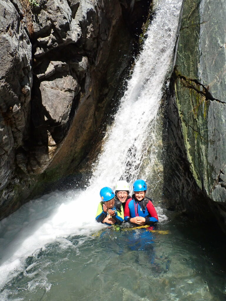 canyoning en petit groupe famille Hautes Alpes